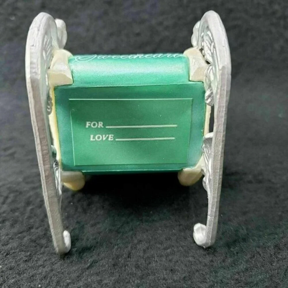 Hallmark Keepsake Sweetheart Romantic Swan Sleigh Christmas Ornament 1988 Vintag
